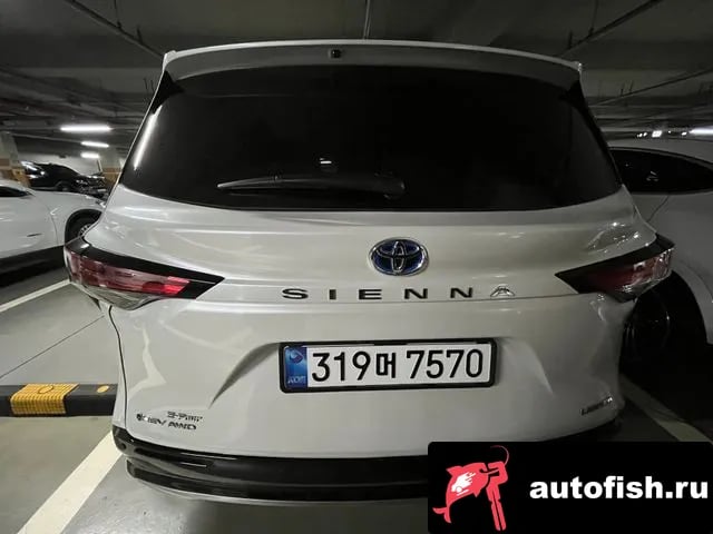 Toyota Sienna Siena 4th Generation 2025 года - вид 4