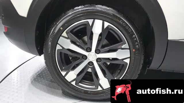 Peugeot 5008 5008 second generation 2020 года - вид 5