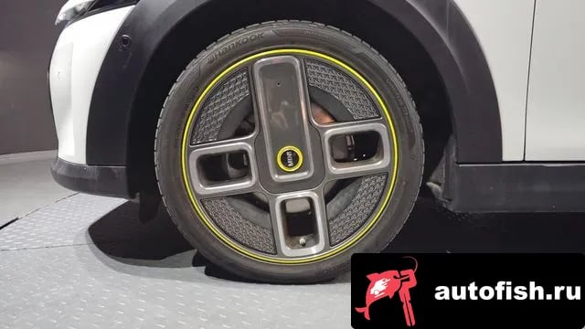 Mini Cooper Cooper Electric 2023 года - вид 5