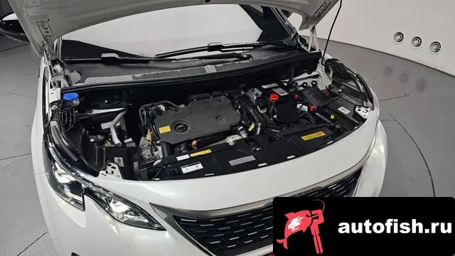 Peugeot 3008 3008 second generation 2020 года - вид 6