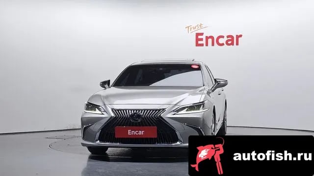 Lexus ES ES300h 7th generation 2018 года - вид 3