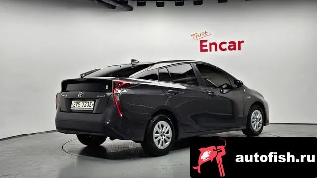 Toyota Prius Prius 4th Generation 2018 года - похожие автомобили