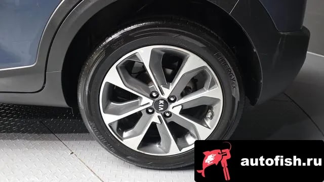 Kia Stonic Stony 2018 года - похожие автомобили