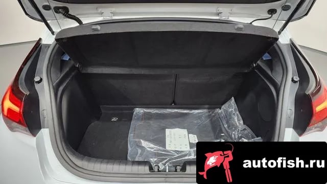 Hyundai Veloster Veloster (JS) 2018 года - похожие автомобили