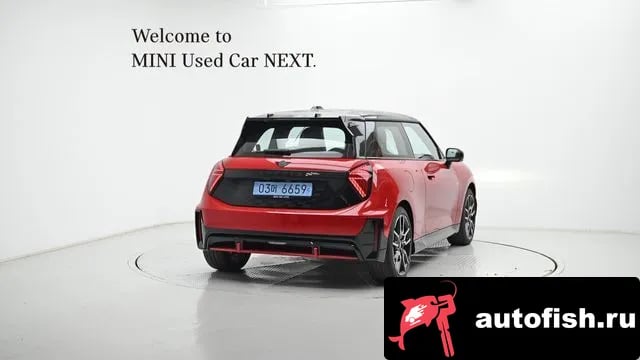 Mini Cooper Cooper Electric 4th Generation 2025 года - похожие автомобили