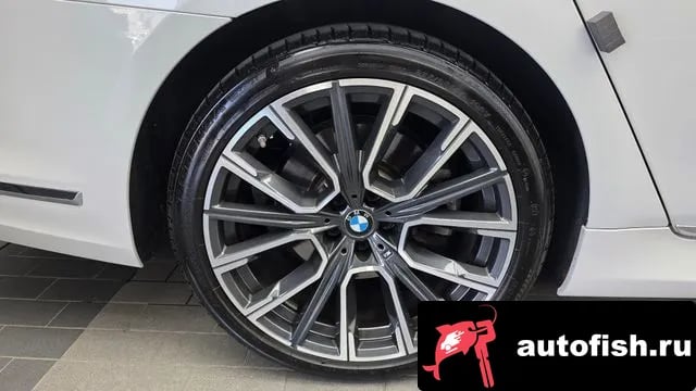 BMW 7-Series 7 Series (G11) 2022 года - вид 5