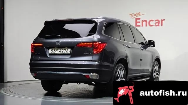 Honda Pilot Pilot 3rd generation 2018 года - вид 2
