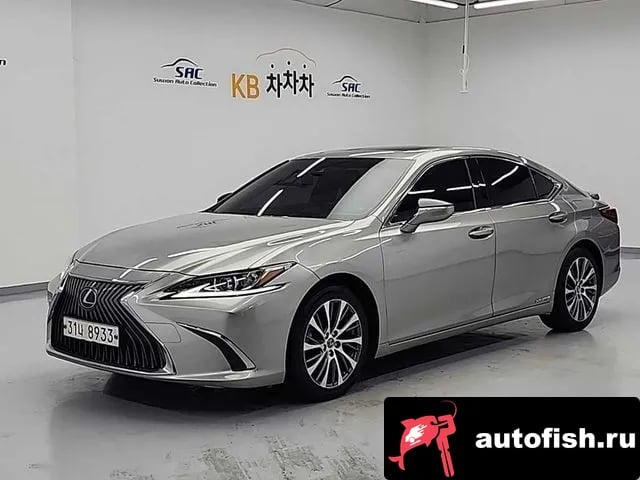 Lexus ES ES300h 7th generation 2018 года - вид 1