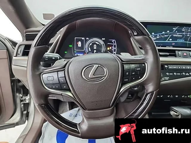 Lexus ES ES300h 7th generation 2018 года - похожие автомобили