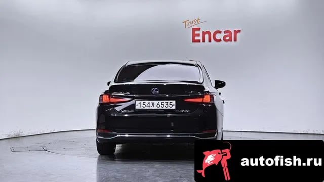 Lexus ES ES300h 7th generation 2021 года - похожие автомобили