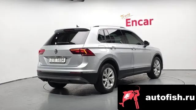 Volkswagen Tiguan Tiguan second Generation 2018 года - вид 2