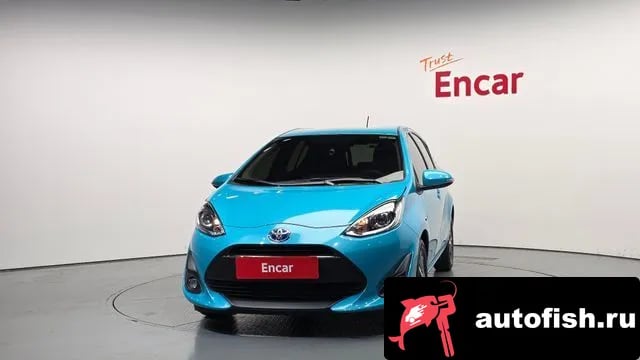 Toyota Prius Prius C 2019 года - вид 3