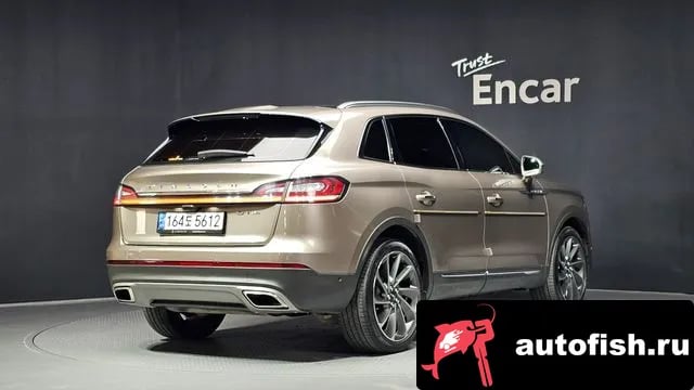 Lincoln Nautilus Nautilus First generation 2021 года - вид 2
