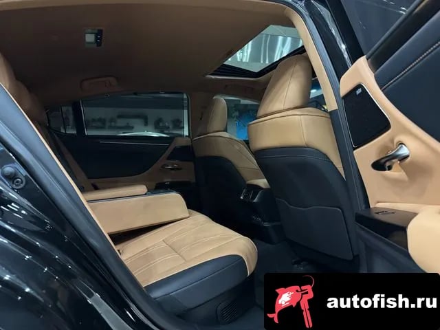 Lexus ES ES300h 7th generation 2024 года - похожие автомобили