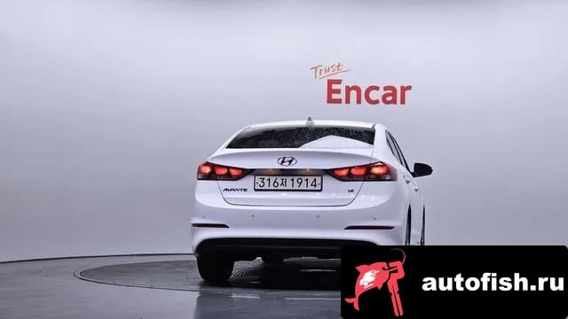 Hyundai AVANTE Avante AD 2018 года - вид 3