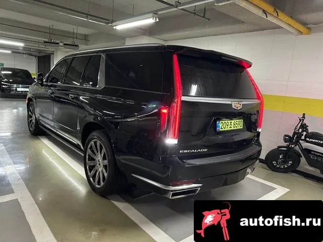 Cadillac Escalade Escalade 5th Generation 2021 года - вид 2