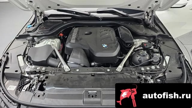 BMW 5-Series 5 Series (G60) 2025 года - вид 6