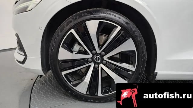 Volvo S60 S60 3rd generation 2023 года - вид 5