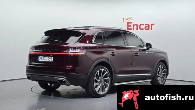 Lincoln Nautilus Nautilus First generation 2022 года - вид 2
