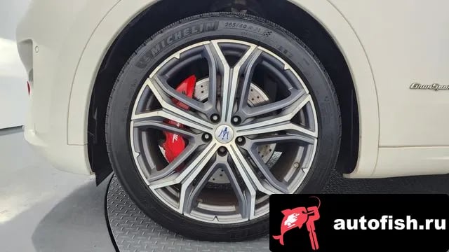 Maserati Levante Lebante 2019 года - вид 5
