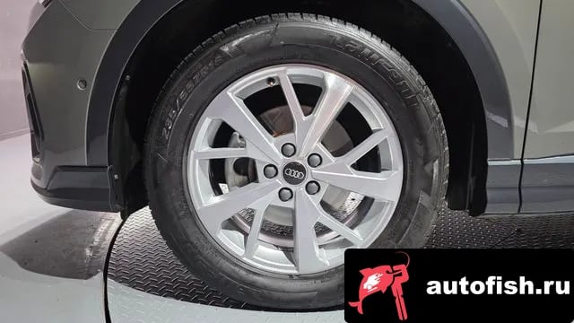 Audi Q3 Q3 (F3) 2023 года - вид 5