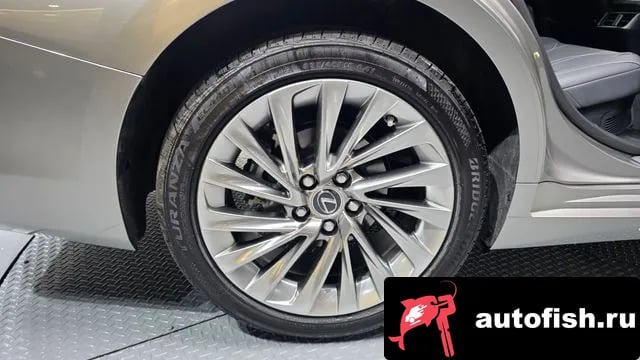 Lexus ES ES300h 7th generation 2025 года - вид 5
