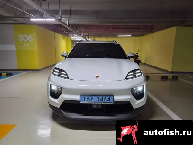 Porsche Macan Makan EV 2025 года - вид 3