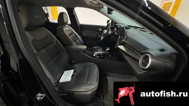 Chevrolet (GM Daewoo) Trax Trax Crossover 2023 года - похожие автомобили