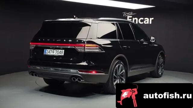 Lincoln Aviator Aviator 2nd generation 2021 года - вид 2