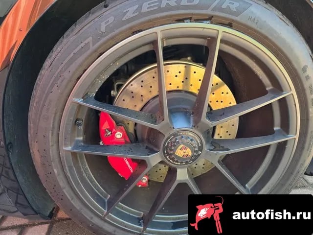 Porsche 911 911 (992) 2025 года - вид 5