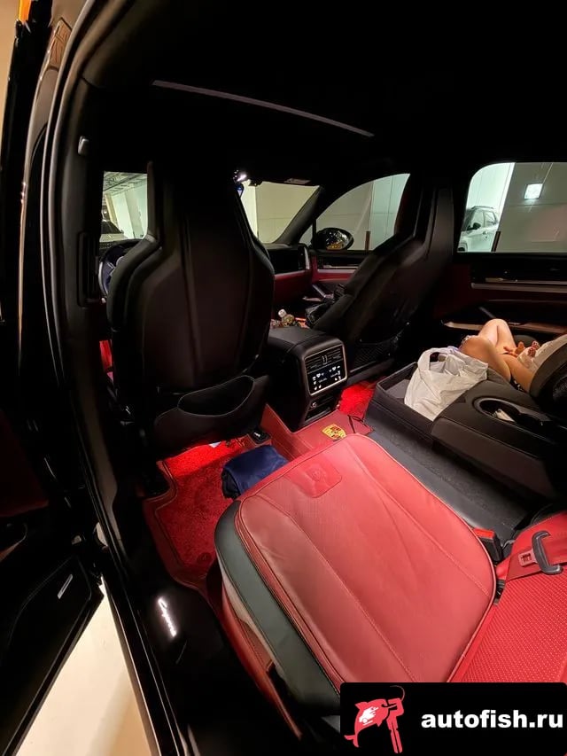 Porsche Cayenne Cayenne (PO536) 2024 года - вид 6