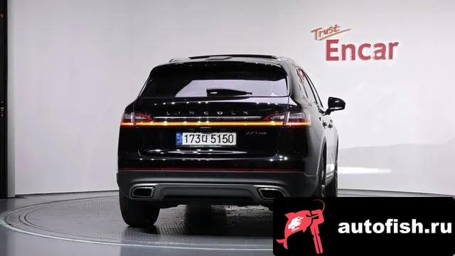 Lincoln Nautilus Nautilus First generation 2020 года - вид 4
