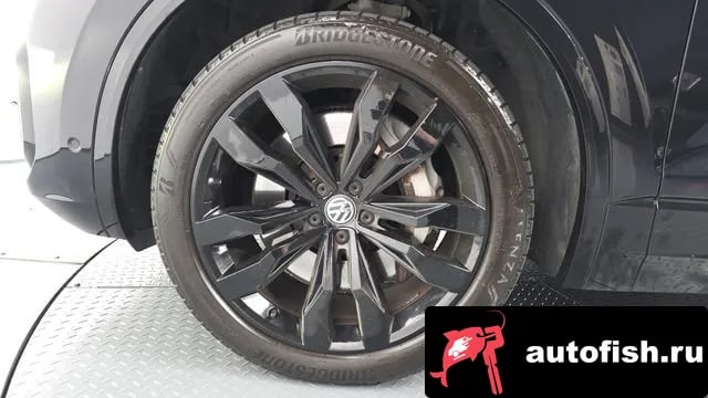 Volkswagen Touareg Tuareg 3rd generation 2020 года - вид 5