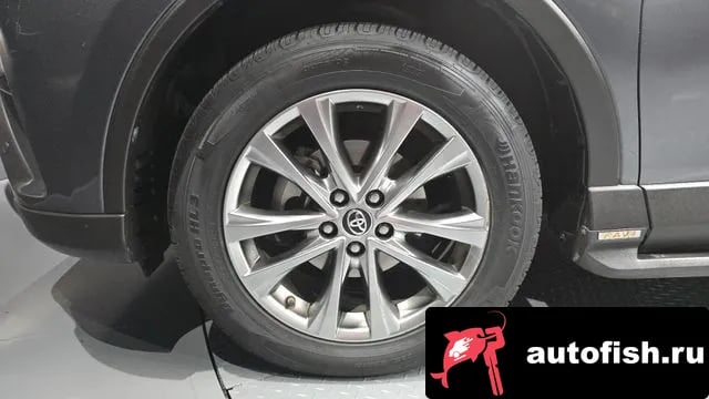 Toyota RAV4 RAV4 2018 года - вид 5
