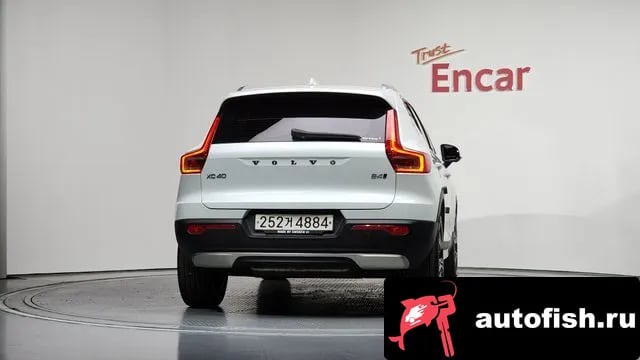 Volvo XC40 XC40 2021 года - вид 4