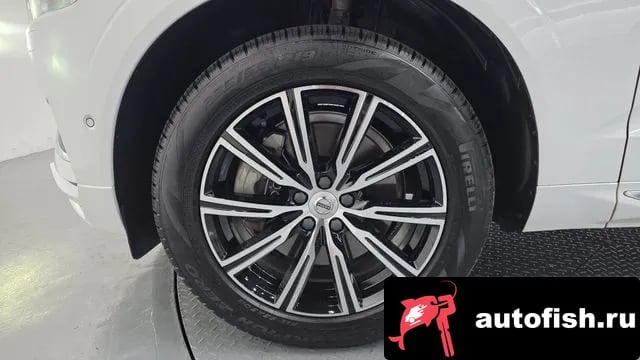 Volvo XC60 XC60 second Generation 2019 года - вид 5
