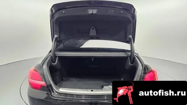 Kia K9 The New K9 2nd generation 2022 года - похожие автомобили