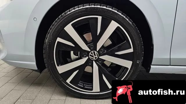 Volkswagen Golf Golf 8th Generation 2025 года - вид 5