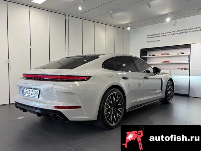 Porsche Panamera Panamera (976) 2025 года - вид 2