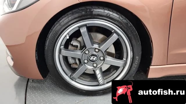 Hyundai AVANTE Avante AD 2018 года - вид 5