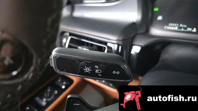 Lincoln Aviator Aviator 2nd generation 2022 года - похожие автомобили
