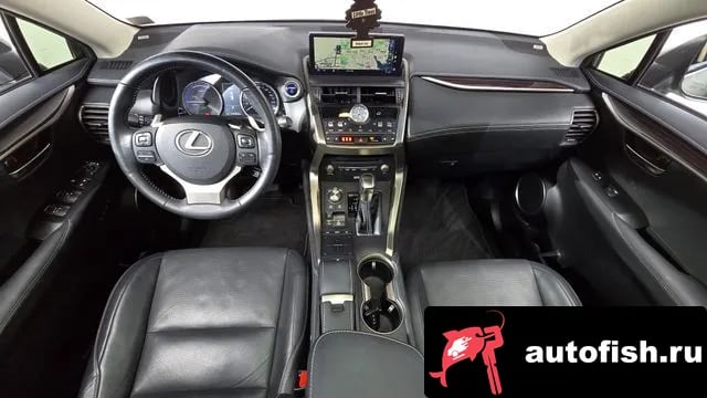 Lexus NX NX300h 2018 года - вид 6