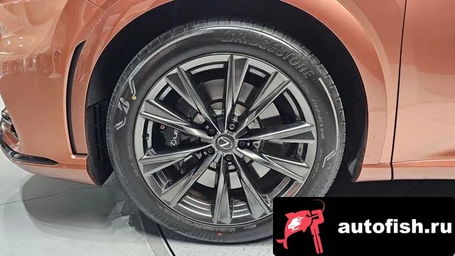 Lexus RX RX500h 5th generation 2023 года - вид 5