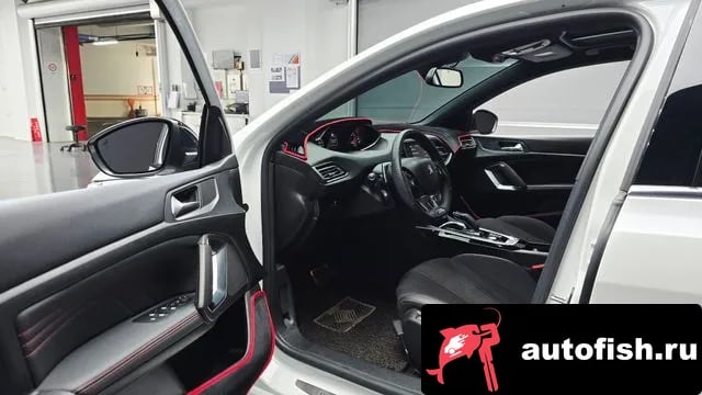 Peugeot 308 308 second generation 2019 года - похожие автомобили
