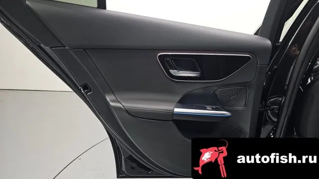 Mercedes-Benz C-Class C-Class W206 2025 года - похожие автомобили