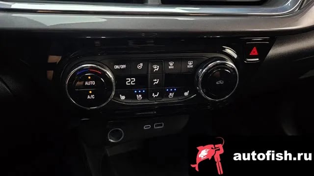 Chevrolet (GM Daewoo) Trax Trax Crossover 2025 года - похожие автомобили