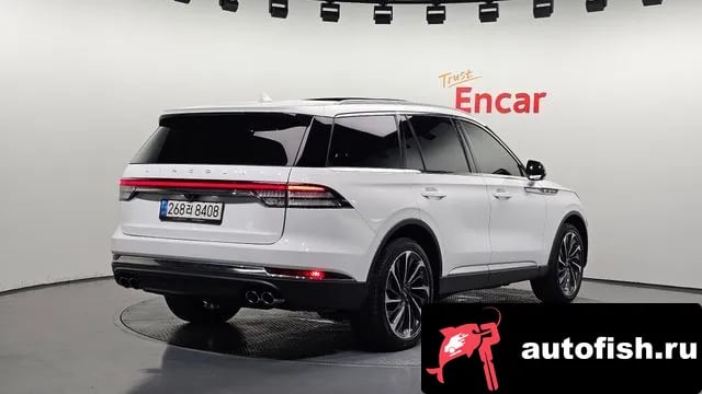 Lincoln Aviator Aviator 2nd generation 2022 года - вид 2