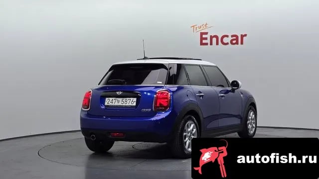 Mini Cooper Cooper 2018 года - похожие автомобили