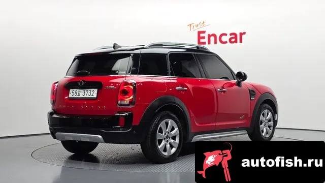 Mini Countryman Cooper D Country Man 2018 года - вид 2