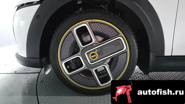 Mini Cooper Cooper Electric 2023 года - вид 5